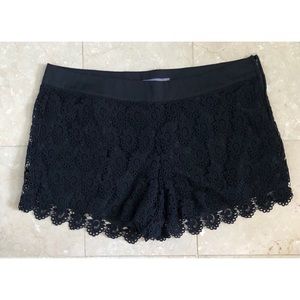 Torrid black lace shorts
